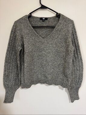 Frye Women's Heather Gray V-Neck Knit Sweater